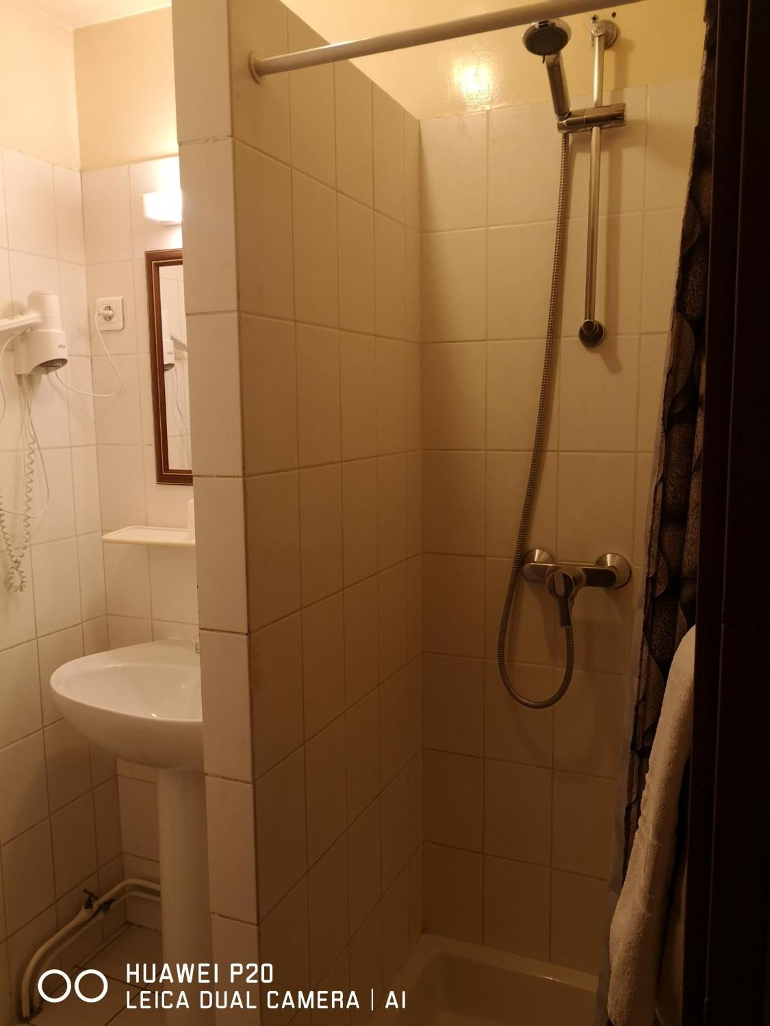Hotel Le Memphis Пуатье Номер фото